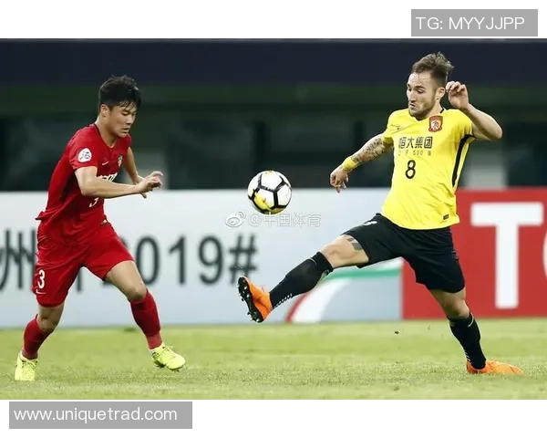 广州恒大与天津权健激战第30场争冠之路的关键对决与精彩回顾